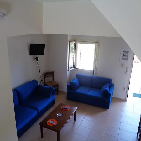 아파트 Manoleas Villas