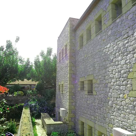 Manoleas Villas Apartman *