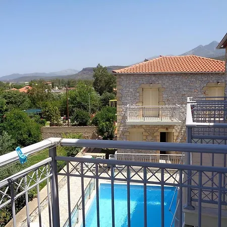 아파트 Manoleas Villas *
