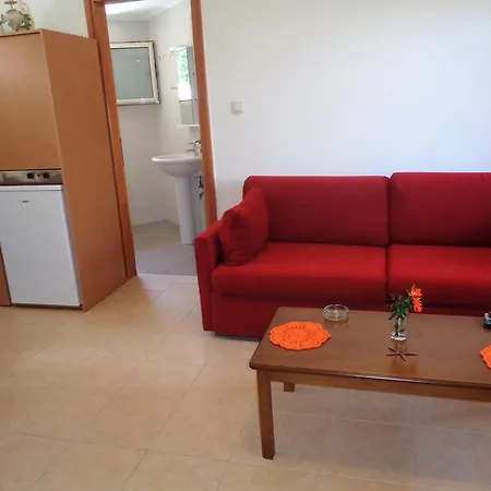 Manoleas Villas