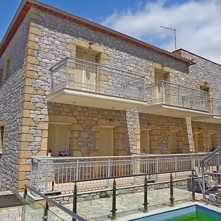 Manoleas Villas * 스투파