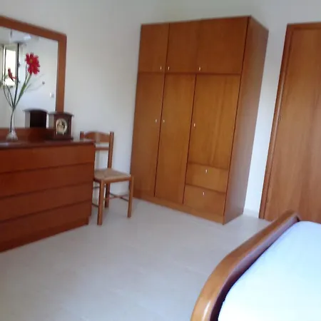 Manoleas Villas 아파트 스투파