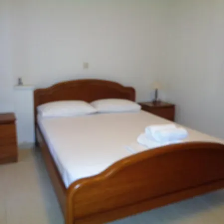 Manoleas Villas